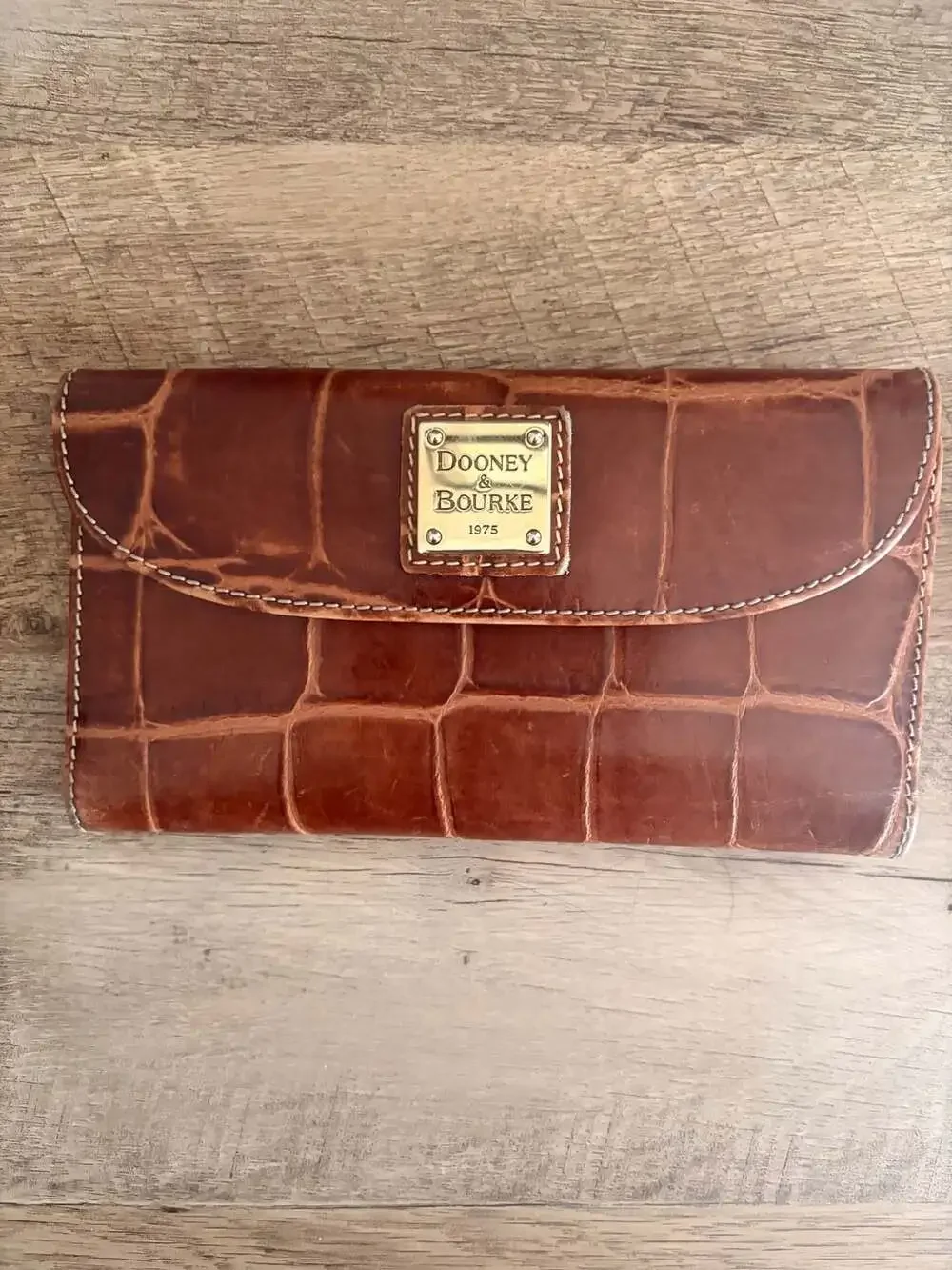 Dooney & Bourke Croco Embossed Leather Continental Clutch Wallet